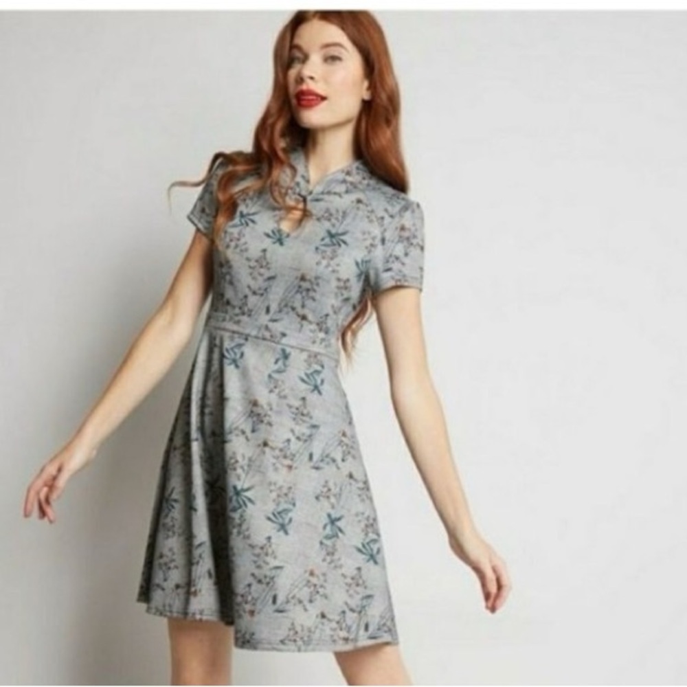 Modcloth Gray Floral Dress